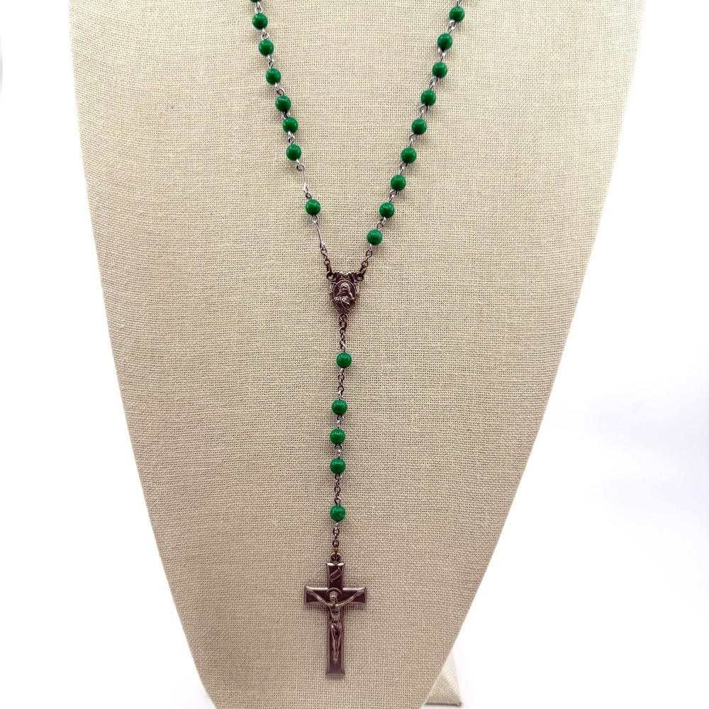 Green Bead Rosary Necklace Silver Tone Crucifix Statement Boho Layer Accessory